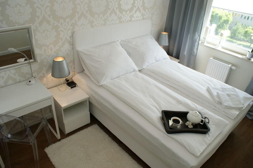Irs Royal Apartments Apartamenty Irs Aviator Gdańsk Exteriör bild