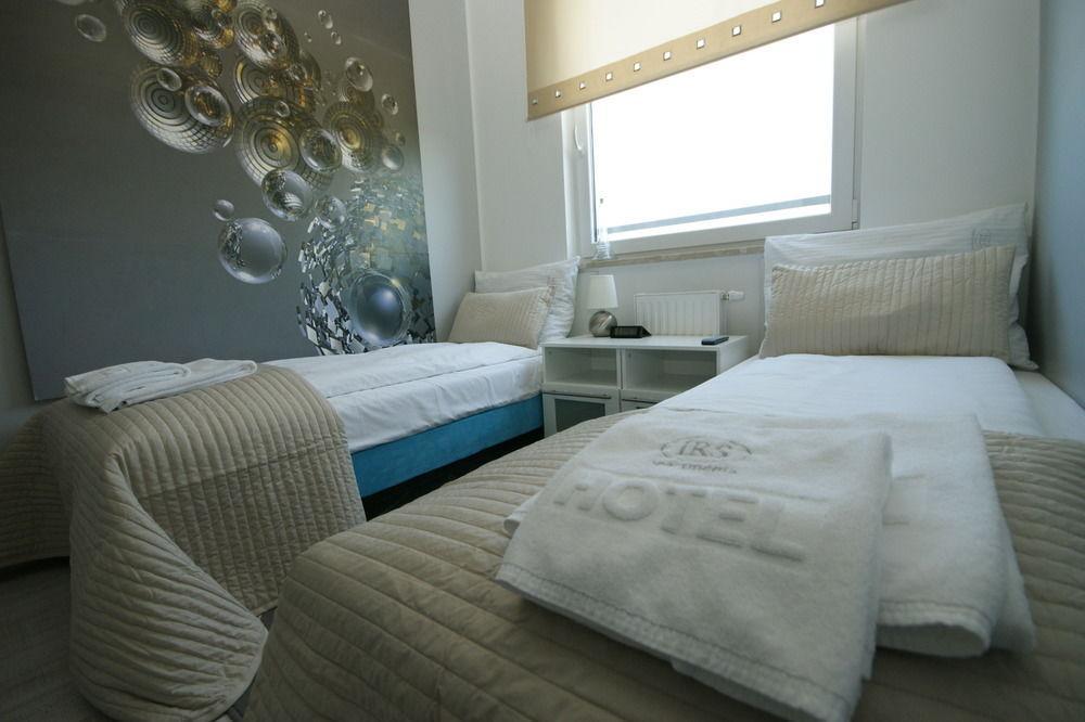 Irs Royal Apartments Apartamenty Irs Aviator Gdańsk Exteriör bild