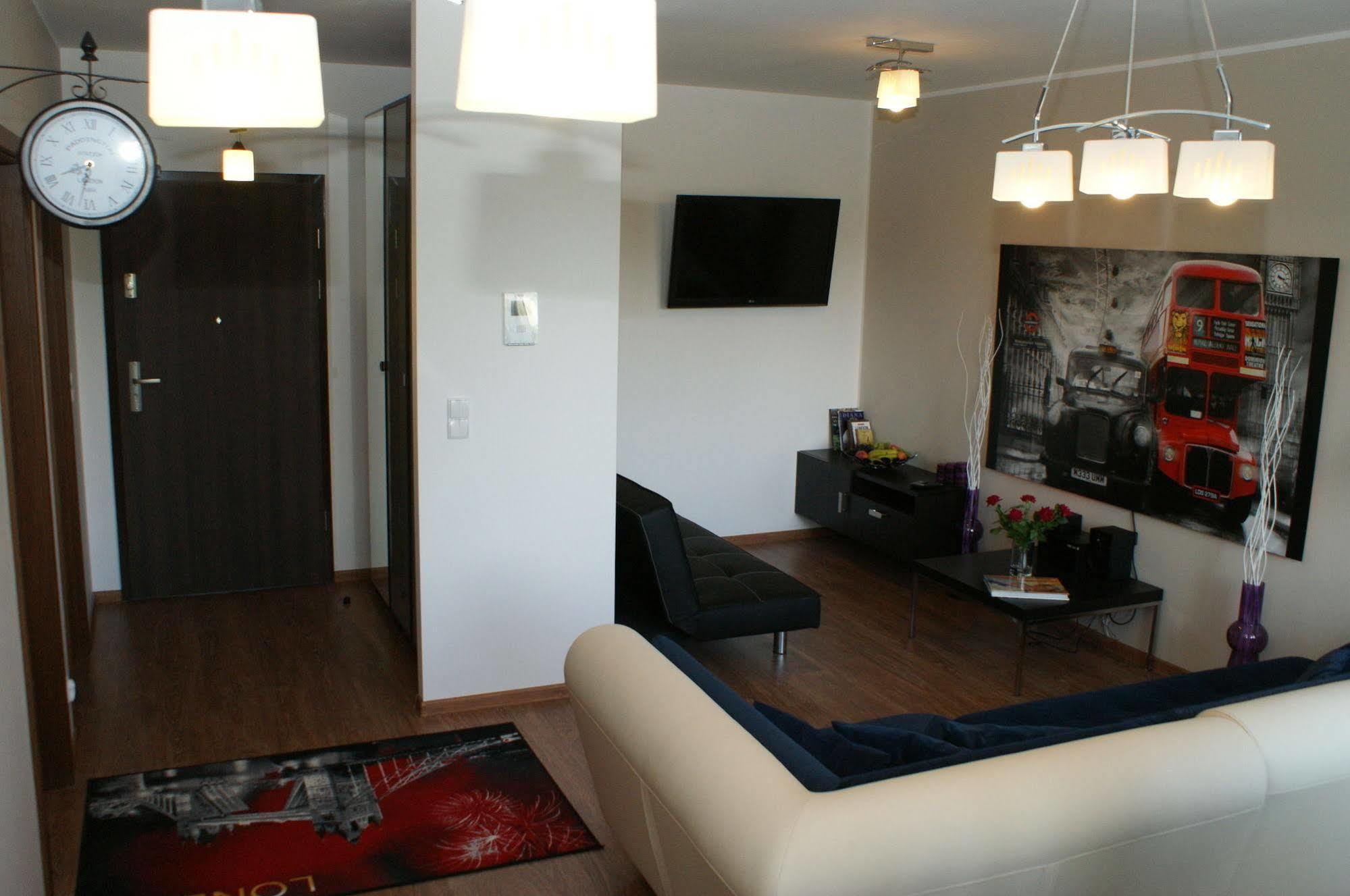 Irs Royal Apartments Apartamenty Irs Aviator Gdańsk Exteriör bild
