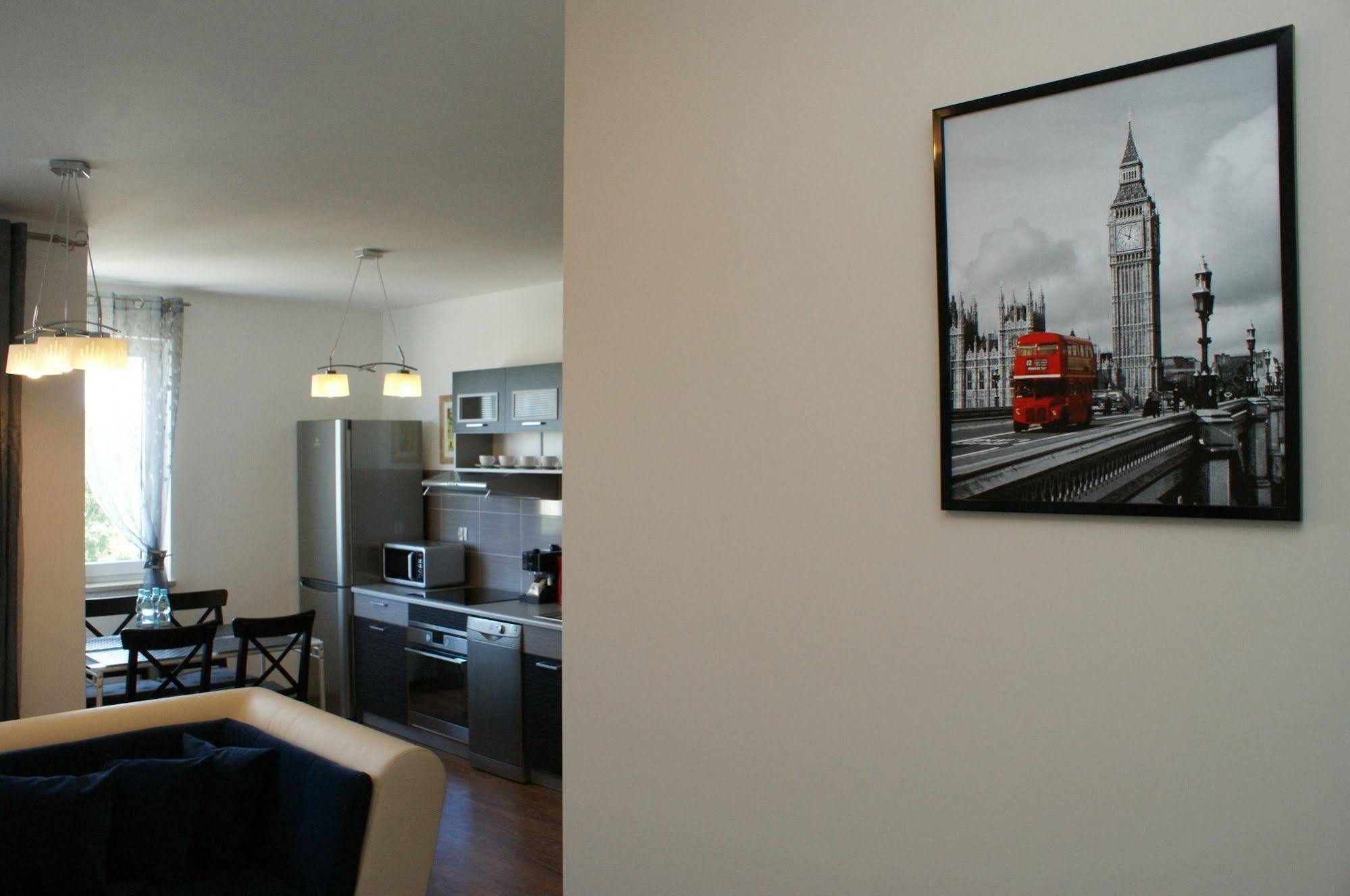 Irs Royal Apartments Apartamenty Irs Aviator Gdańsk Exteriör bild