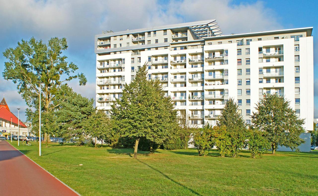 Irs Royal Apartments Apartamenty Irs Aviator Gdańsk Exteriör bild